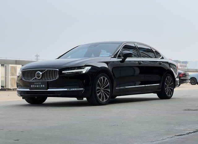 67cef45757cc5 Volvo S90, 2023