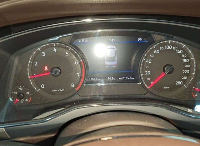 
								Volkswagen Phideon, 2021 full									