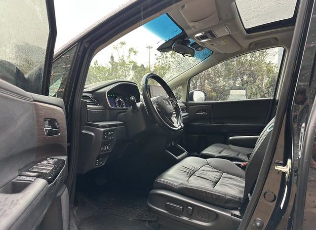 
								Honda Odyssey, 2022 full									