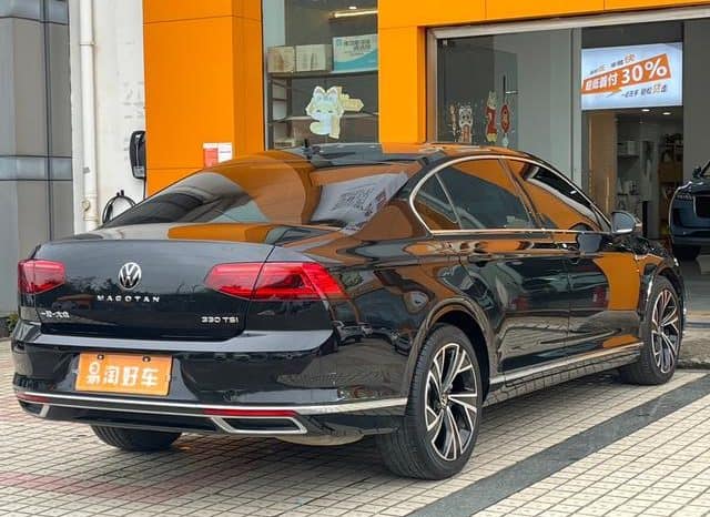 
								Volkswagen Magotan, 2022 full									