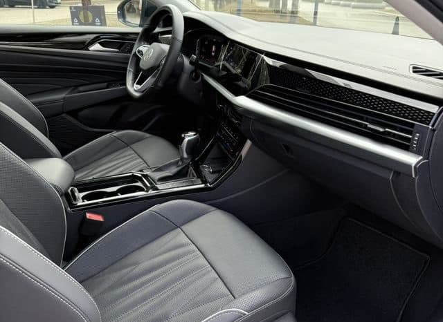 
								Volkswagen Passat, 2022 full									