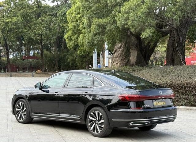 
								Volkswagen Passat, 2022 full									
