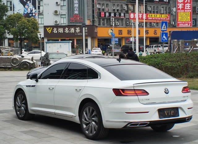 
								Volkswagen Passat CC, 2023 full									