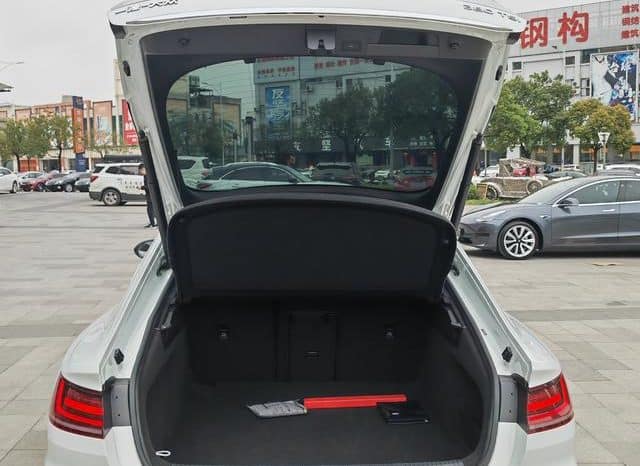 
								Volkswagen Passat CC, 2023 full									