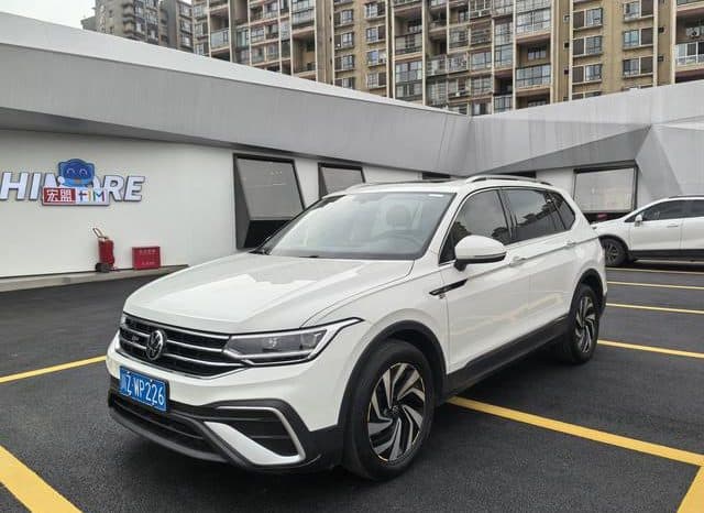 67cf1911dce5b Volkswagen Tiguan L, 2021