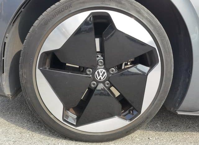 
								Volkswagen ID.3, 2024 full									