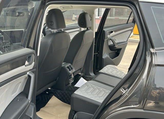 
								Volkswagen Tayron, 2023 full									