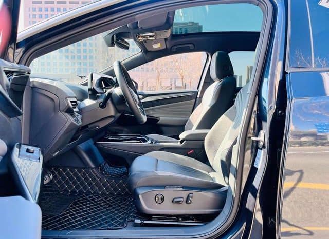 
								Volkswagen ID.4 CROZZ, 2023 full									