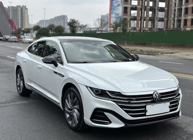
								Volkswagen Passat CC, 2025 full									