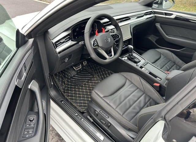 
								Volkswagen Passat CC, 2025 full									