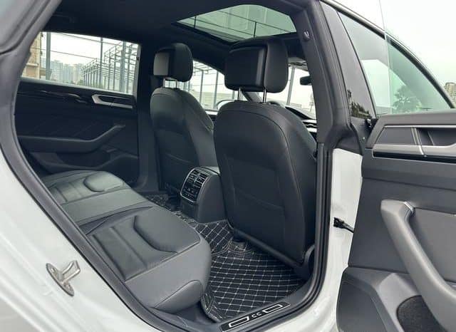 
								Volkswagen Passat CC, 2025 full									