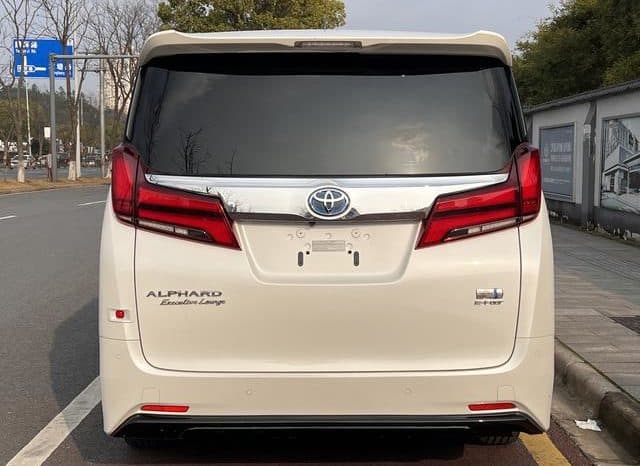 
								Toyota Vellfire (II), 2022 full									