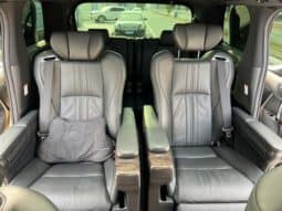 
										Toyota Vellfire (II), 2022 full									