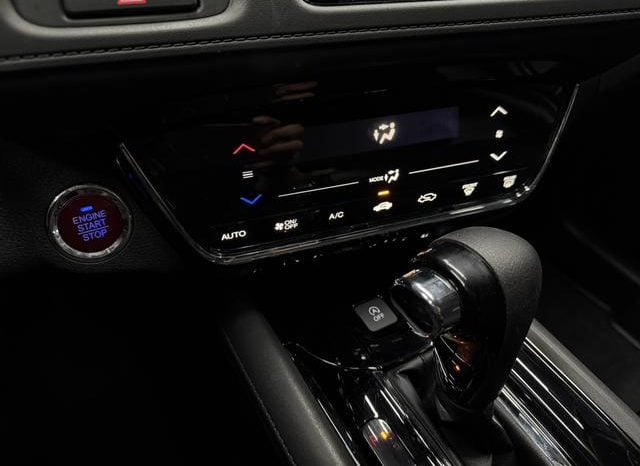 
								Honda Vezel, 2021 full									