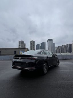 
										Volkswagen Magotan, 2024 full									