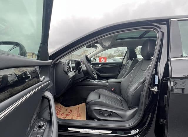 
								Volkswagen Magotan, 2024 full									
