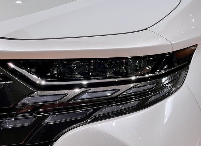
								Toyota Vellfire (II), 2024 full									
