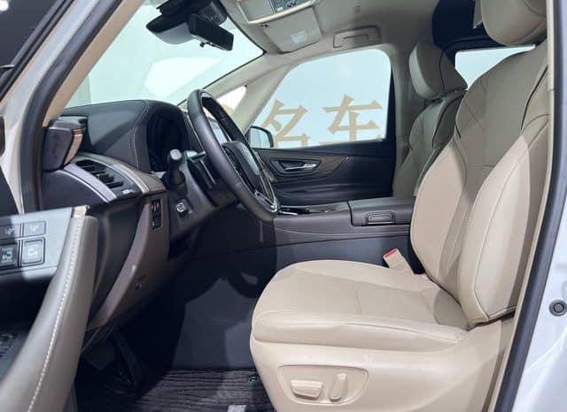 
								Toyota Vellfire (II), 2024 full									