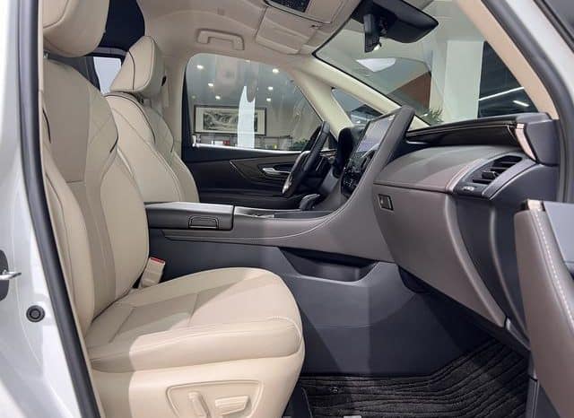 
								Toyota Vellfire (II), 2024 full									