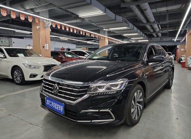 67cf72130edf6 Volkswagen Passat Hybrid, 2021