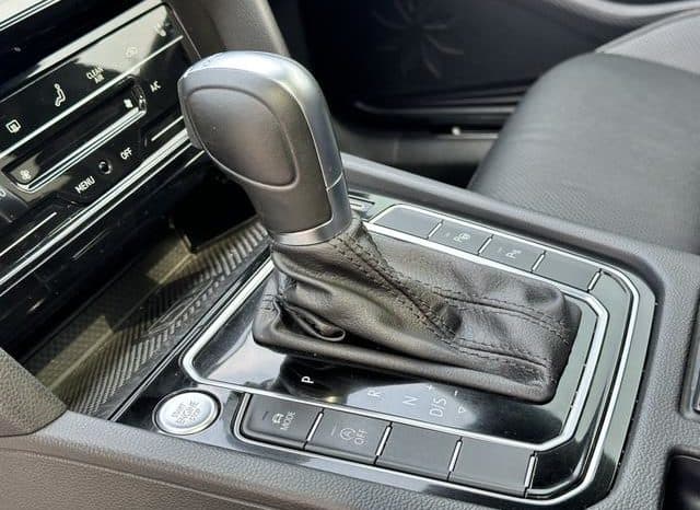 
								Volkswagen Passat CC, 2023 full									