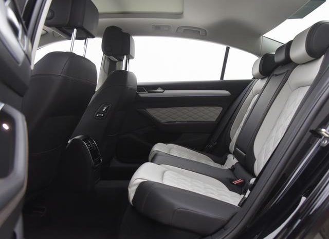 
								Volkswagen Magotan, 2022 full									