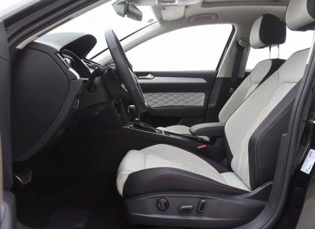 
								Volkswagen Magotan, 2022 full									
