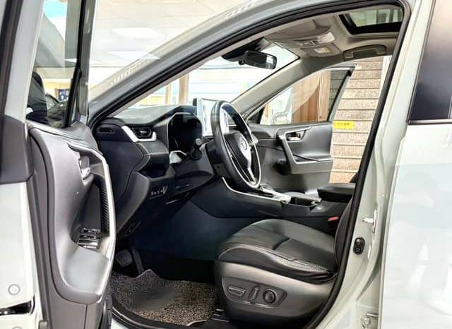 
								Toyota RAV4 (IV), 2020 full									