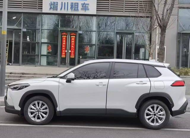 
								Toyota Corolla Cross, 2022 full									