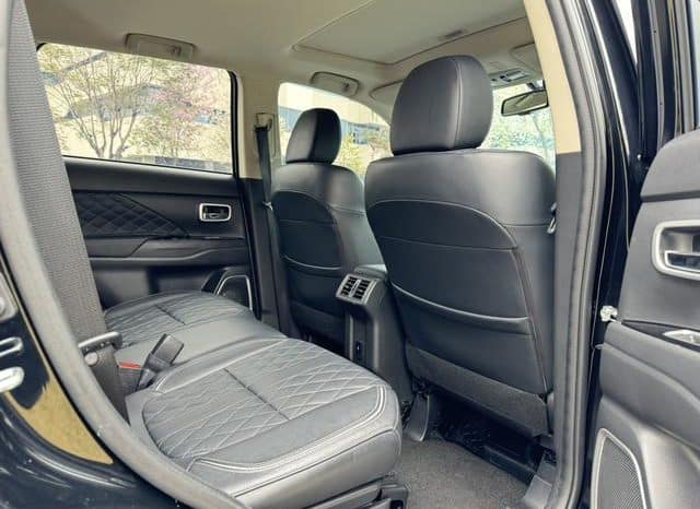 
								Mitsubishi Outlander II, 2021 full									