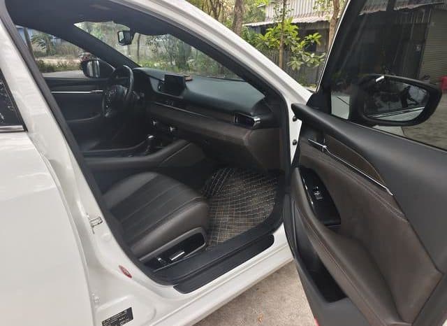 
								Mazda 6 (III), 2021 full									