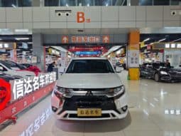 
										Mitsubishi Outlander II, 2022 full									