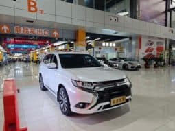 
										Mitsubishi Outlander II, 2022 full									