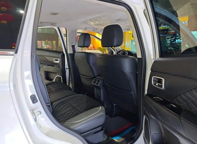 
								Mitsubishi Outlander II, 2022 full									