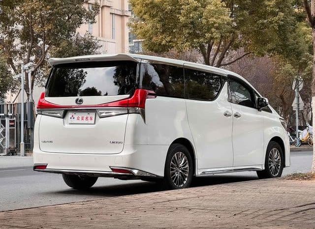 
								Toyota Vellfire, 2023 full									