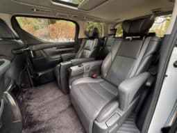 
										Toyota Vellfire, 2023 full									