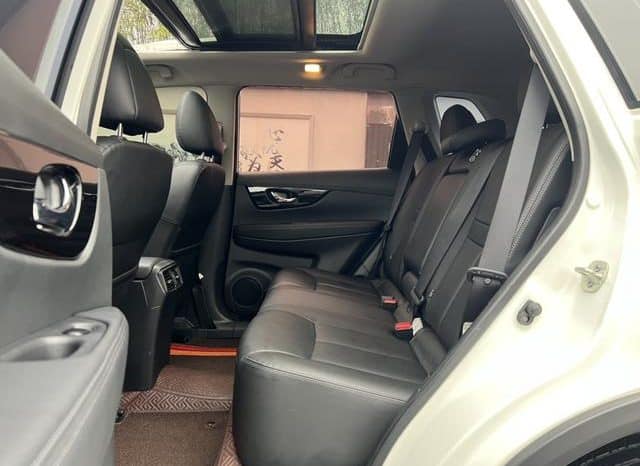 
								Nissan X-Trail (III), 2021 full									