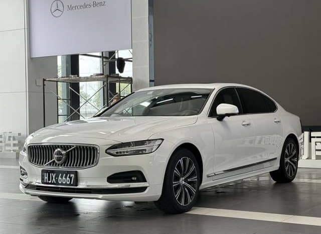 67d28d9b0f24e Volvo S90, 2021
