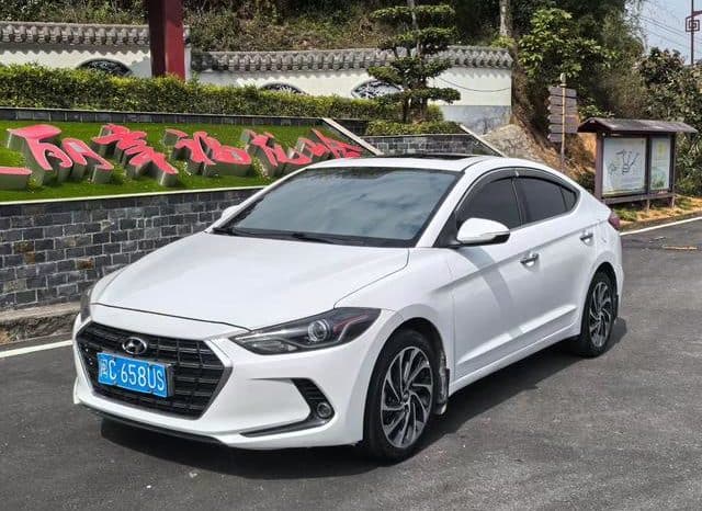 67d28de11927e Hyundai Elantra (VI), 2020