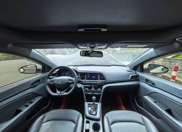 
								Hyundai Elantra (VI), 2020 full									