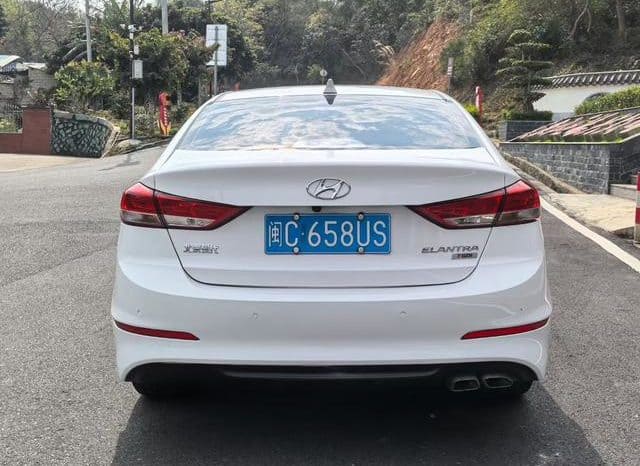 
								Hyundai Elantra (VI), 2020 full									
