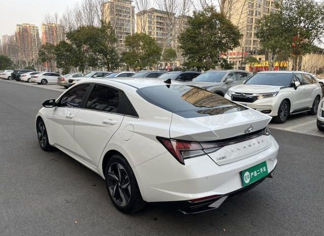
								Hyundai Elantra (VII), 2023 full									