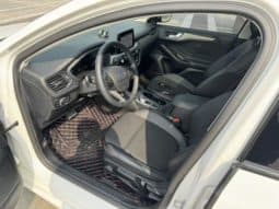
										Ford Focus, 2020 full									