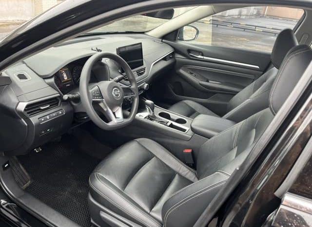 
								Nissan Altima (VI), 2021 full									