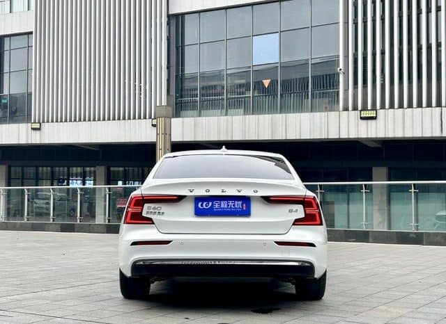 
								Volvo S60, 2022 full									