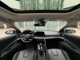 
										Hyundai Elantra (VII), 2021 full									