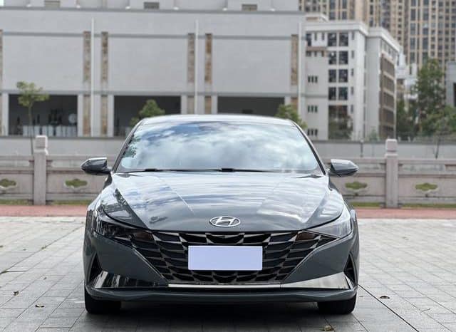 
								Hyundai Elantra (VII), 2023 full									