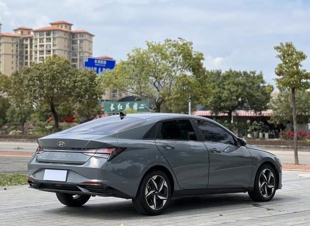 
								Hyundai Elantra (VII), 2023 full									