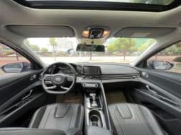 
										Hyundai Elantra (VII), 2023 full									
