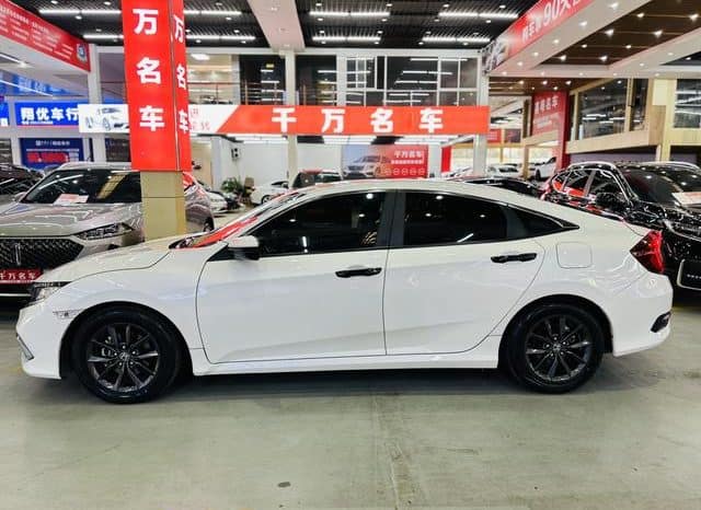 
								Honda Civic, 2020 full									